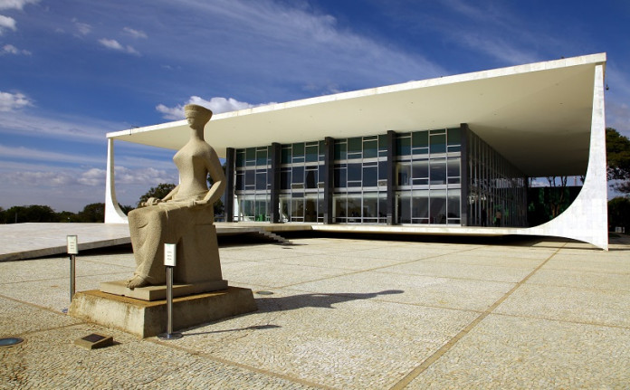 STF afirma que o Estado não pode deixar de pagar reajuste de funcionários