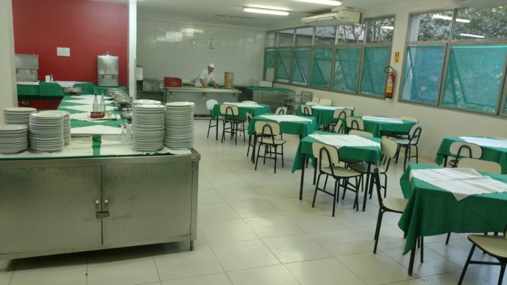 Servidor passa fome mais uma vez!