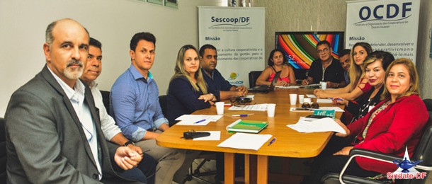 Comissão apresenta projeto para representantes das cooperativas