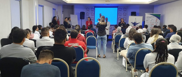 Em assembleia, Sindate discute com trabalhadores do ICDF pagamento do 13ª salário