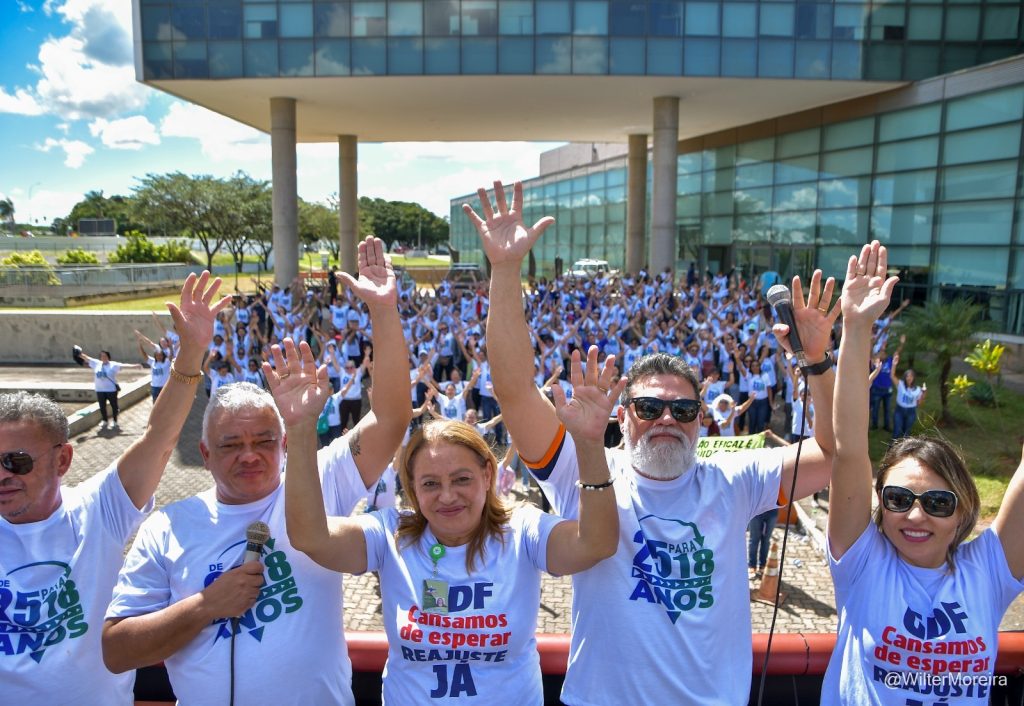 ASSEMBLEIA GERAL: reestruturação à vista